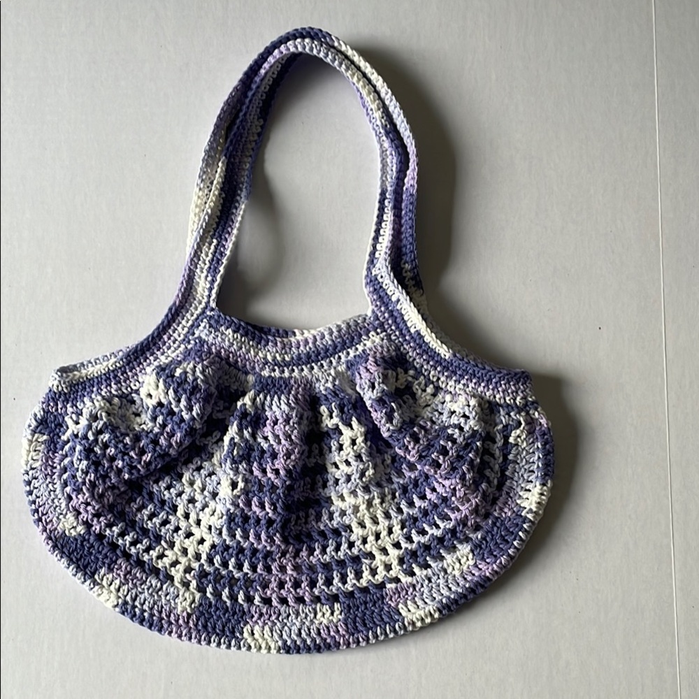 Purple and White Mesh Market Bag with Rounded Shape and Crocheted Texture